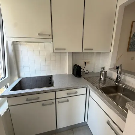 Apartment Charm 202 *